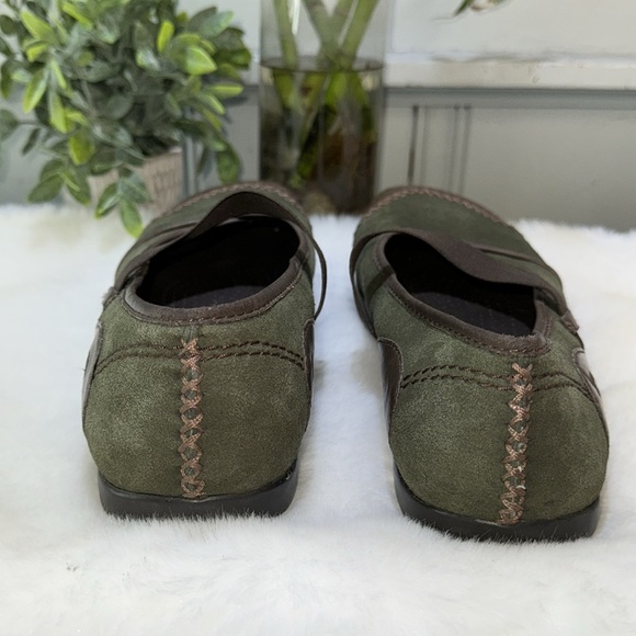 Earth Shoes Mary Jane style Slip On - Picture 3 of 8